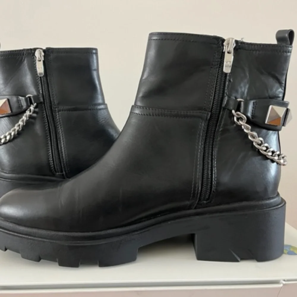 MARC FISHER WATY CHELSEA BOOT LEATHER Sz. 11M NWOT - Picture 11 of 12